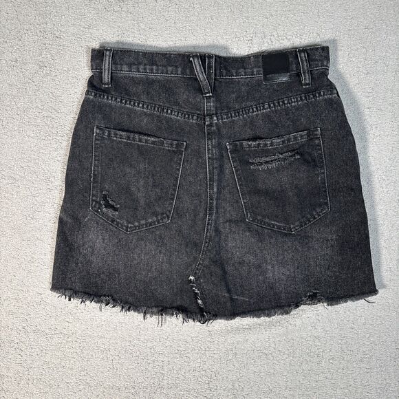 We The Free Women’s Size 29 Brea Cut-Off Black Denim Skirt Raw Hem Whiskers - Picture 10 of 14